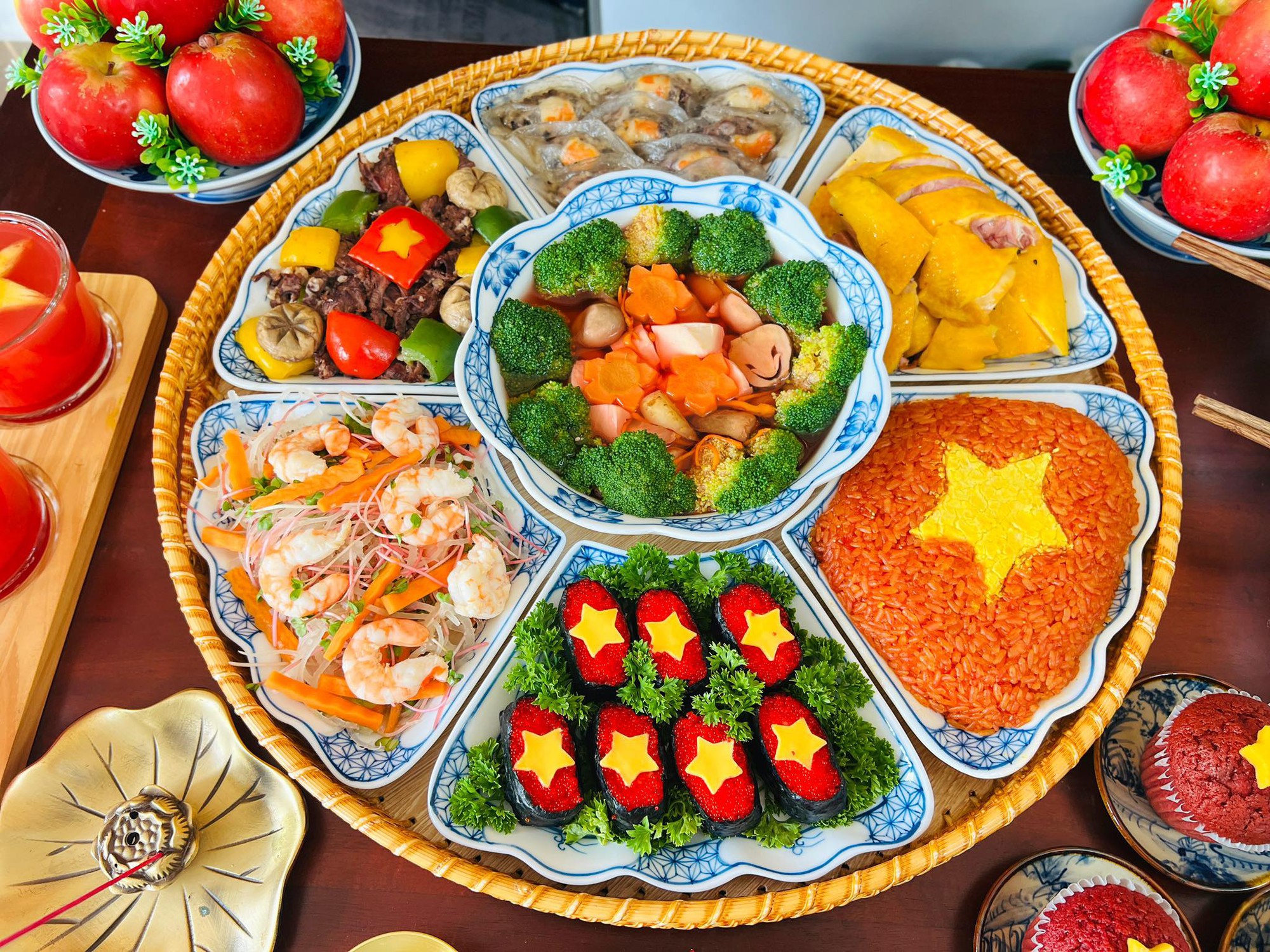 Rau củ quả là thực phẩm giúp chống nắng tự nhiên từ bên trong.